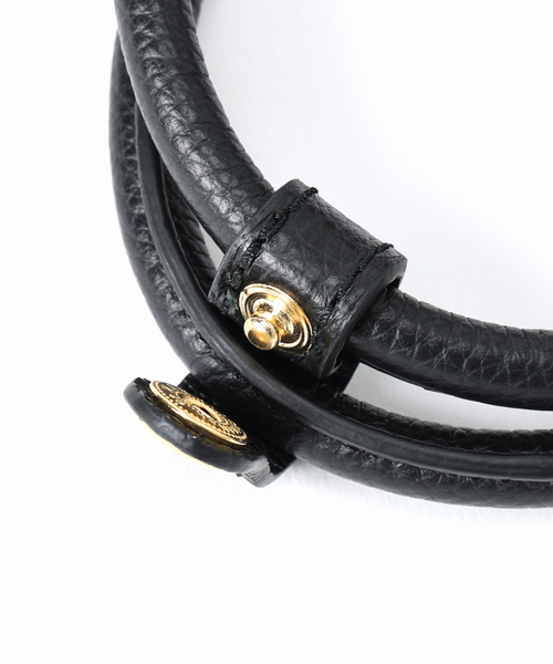 La TOTALITE(ラトータリテ)の「【CHRISTIAN VILLA/クリスチャンヴィラ】チャーム付きボストンBAG(ボストンバッグ・レディース・ブラック/アイボリー・FREE)」の22枚目の写真