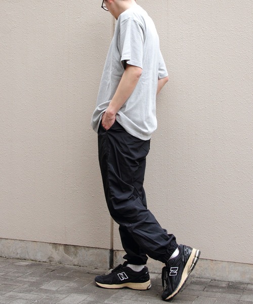 WILD THINGS(ワイルドシングス)の「WILD THINGS/ワイルドシングス ボックスロゴTEE BOX LOGO TEE(Tシャツ/カットソー・レディース・ホワイト/ブラック/グレー・XL/L/M)」の18枚目の写真