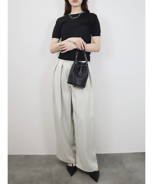Reurie'(レウリィ)の「ツイルダブルタックスラックス/twill double tuck slacks ワイドパンツ モード カジュアル オフィス パイピング タック入り(スラックス・レディース・アイボリー/チャコールグレー・FREE)」の12枚目の写真