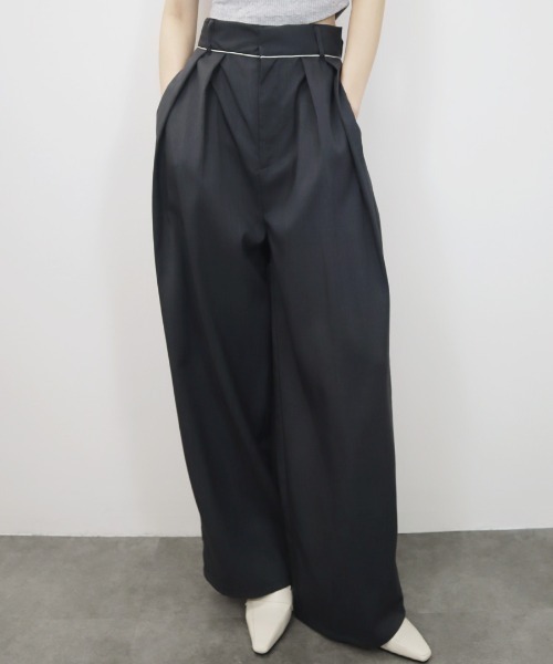 Reurie'(レウリィ)の「ツイルダブルタックスラックス/twill double tuck slacks ワイドパンツ モード カジュアル オフィス パイピング タック入り(スラックス・レディース・アイボリー/チャコールグレー・FREE)」の20枚目の写真