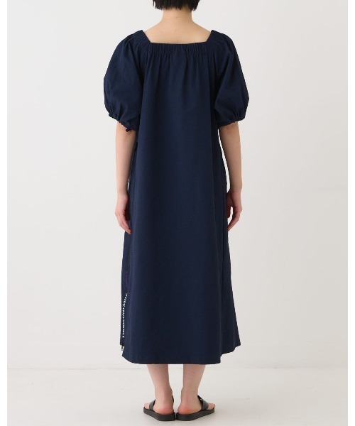 THOUSAND MILE(サウザンドマイル)の「【THOUSAND MILE】GATHERED DRESS SEERSUCKER /ギャザードレス シアサッカー(ワンピース・レディース・ブラック/オリーブ/ネイビー・FREE)」の7枚目の写真