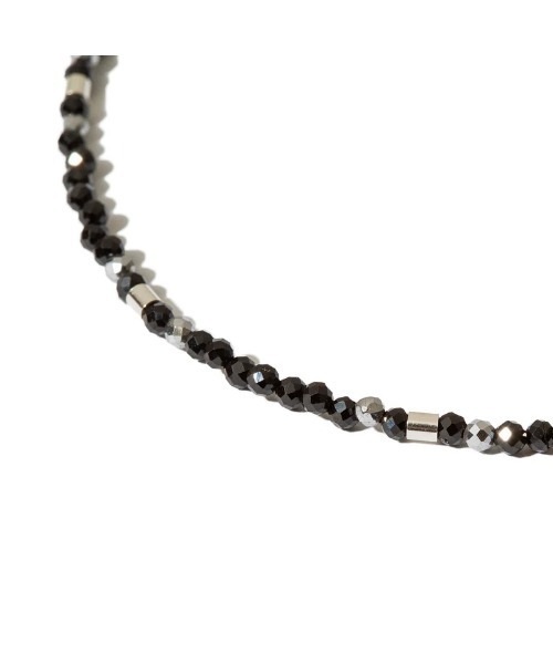 LAPUIS(ラピュイ)の「LAPUIS Random Stone necklace(ラピュイ ランダム ストーン ネックレス)(ネックレス・メンズ・クリア/マルチ/ブラック/ブラウン・FREE)」の6枚目の写真