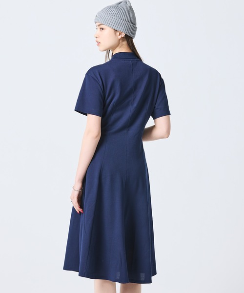 LACOSTE(ラコステ)の「鹿の子地シャツドレス ドレープフレアワンピース(シャツワンピース・レディース・ペールイエロー/グレイッシュブルー/ネイビー/アクア・34/38/40/36)」の13枚目の写真