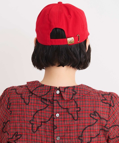 I am I in fact...（アイアムアイインファクト）の「run rabbit 刺繍キャップ（キャップ・レディース・レッド/ネイビー・FREE）」の6枚目の写真