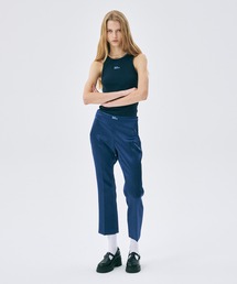 Mardi Mercredi（マルディメクルディ）の「SATIN CROPPED SLIMFIT PANTS（スラックス）」