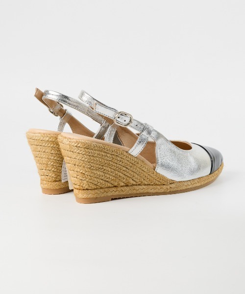 GAIMO（ガイモ）の「バイカラーウェッジソールパンプス/VELIA-VS（パンプス・レディース・ブラック/シルバー・35/36/37/38/39）」の9枚目の写真