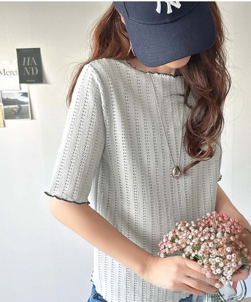 classicalelf（クラシカルエルフ）の「肌見せしすぎず、ほんのり色っぽ。透かし編みメロウトップスカットソー（半袖）（Tシャツ/カットソー・レディース・ピンク/アイボリー/ブラック/ライトグレー・SMALL/LARGE/MEDIUM/X-LARGE）」の5枚目の写真