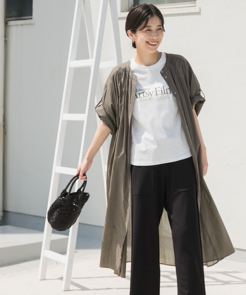 URBAN RESEARCH DOORS（アーバンリサーチドアーズ）の「コットンボイルロールアップハーフスリーブワンピース（ワンピース・レディース・オレンジ/グリーン系その他/ブラック/ブルー・MEDIUM）」の2枚目の写真