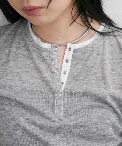Aunt Marie's(アントマリーズ)の「配色ヘンリーネックシアートップス(Tシャツ/カットソー・レディース・グレー/ブルー/ブラック/イエロー/ホワイト・FREE)」の12枚目の写真