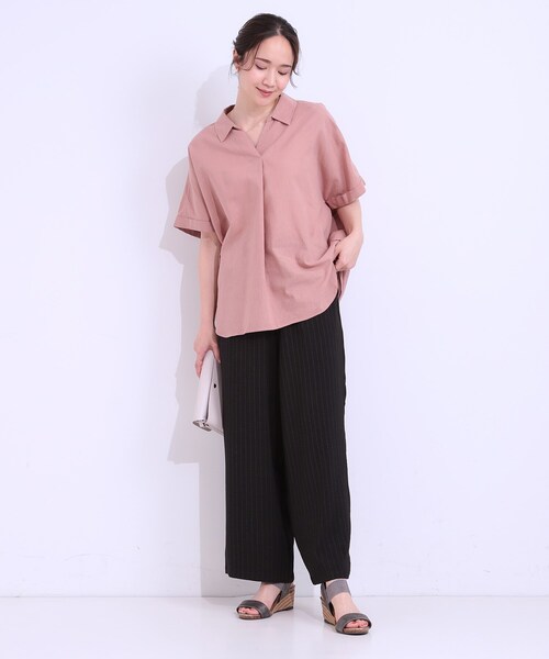 SHOO・LA・RUE(シューラルー)の「【S-LL/UV/ひんやり/抗菌防臭】体型を自然にカバー フレンチリネンブレンド襟付ドルマンシャツ(シャツ/ブラウス・レディース・グレー/イエロー/ブラック/ブラック系2/ブルー系7/ピンク・01/04/02/03)」の7枚目の写真