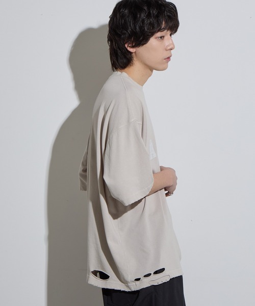 SLICK(スリック)の「【SLICK/スリック】Pigment Dye Damage Printed T-Shirt (ARTICLE) / ピグメントダイダメージプリントTシャツ (ARTICLE)/オーバーサイズ シルエット / ピグメント加工/ ビンテージ(Tシャツ/カットソー・メンズ・グレイッシュベージュ/ブルーグレー/ブラック・1/2/3)」の15枚目の写真
