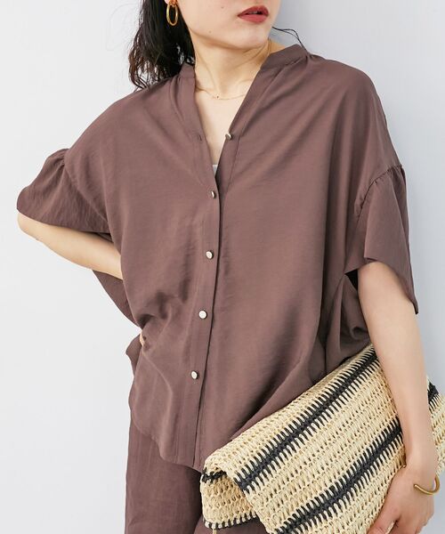 le.coeur blanc（ルクールブラン）の「《お気に入り急上昇！！》ヴィンテージライクフレアスリーブブラウス（シャツ/ブラウス・レディース・オフホワイト/ブラック/ブラウン/カーキオリーブ・38）」の8枚目の写真