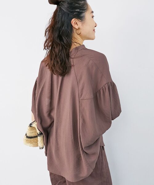 le.coeur blanc（ルクールブラン）の「《お気に入り急上昇！！》ヴィンテージライクフレアスリーブブラウス（シャツ/ブラウス・レディース・オフホワイト/ブラック/ブラウン/カーキオリーブ・38）」の10枚目の写真