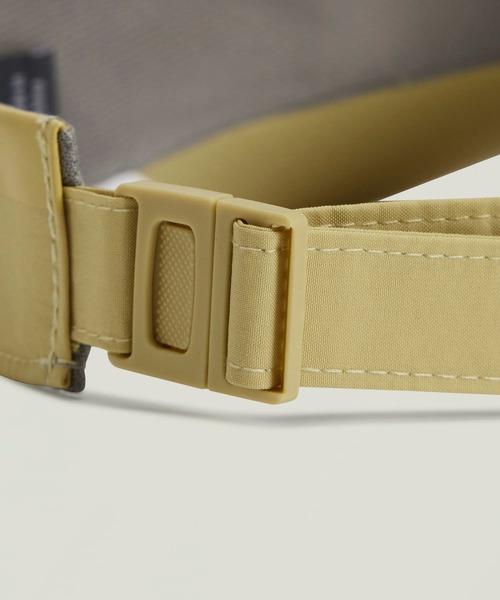 adidas（アディダス）の「adidas by Stella McCartney バイザー / アディダス adidas（サンバイザー・レディース・ホワイト×ブラック/ベージュ・MEDIUM）」の6枚目の写真