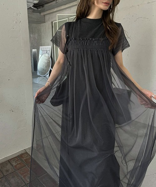 WILLFULLY(ウィルフリー)の「pleats shirring tulle camisole OP(ワンピース・レディース・オートミール/グレー系その他/チャコール/ブラック・FREE)」の18枚目の写真