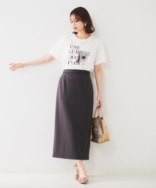 UNTITLED(アンタイトル)の「【ロゴT/プリントT】グラフィックTシャツ(Tシャツ/カットソー・レディース・ホワイト系3/チャコール・50/44/48/00/02/04)」の6枚目の写真