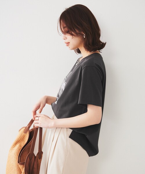 UNTITLED(アンタイトル)の「【ロゴT/プリントT】グラフィックTシャツ(Tシャツ/カットソー・レディース・ホワイト系3/チャコール・50/44/48/00/02/04)」の9枚目の写真