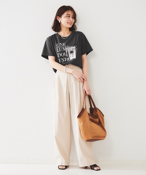 UNTITLED(アンタイトル)の「【ロゴT/プリントT】グラフィックTシャツ(Tシャツ/カットソー・レディース・ホワイト系3/チャコール・50/44/48/00/02/04)」の10枚目の写真