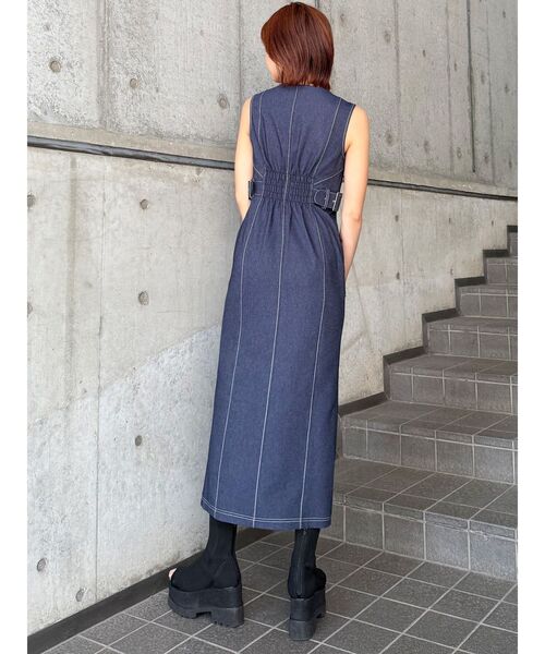 MURUA(ムルーア)の「サイドベルトジップナローワンピース(ワンピース・レディース・インディゴブルー/カーキ/ブラック・2/1)」の12枚目の写真
