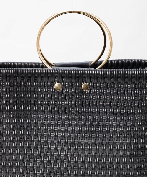 SANRAMI（サンラミ）の「SANRAMI 25SS別注メタルハンドルトート（かごバッグ・レディース・ブラック・FREE）」の13枚目の写真