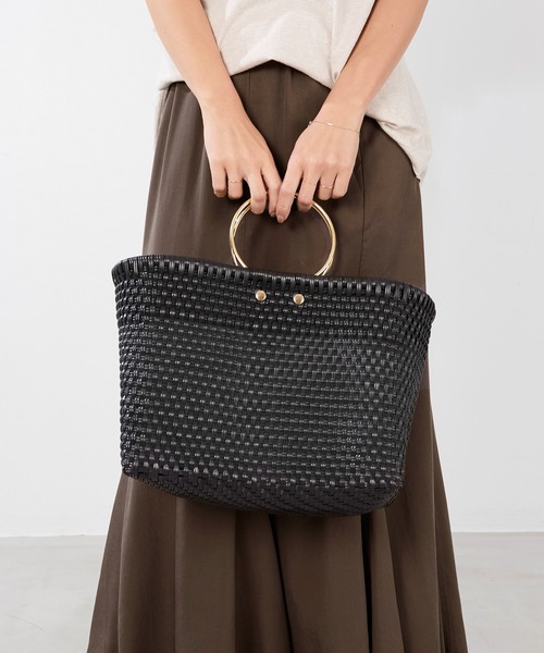 SANRAMI（サンラミ）の「SANRAMI 25SS別注メタルハンドルトート（かごバッグ・レディース・ブラック・FREE）」の18枚目の写真