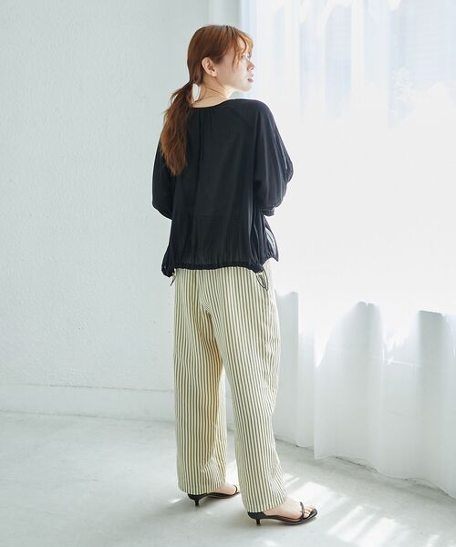 le.coeur blanc（ルクールブラン）の「《楽な履き心地◎》ドビーストライプサッカータックパンツ（その他パンツ・レディース・ブラック系その他/ベージュ系その他2・38）」の7枚目の写真