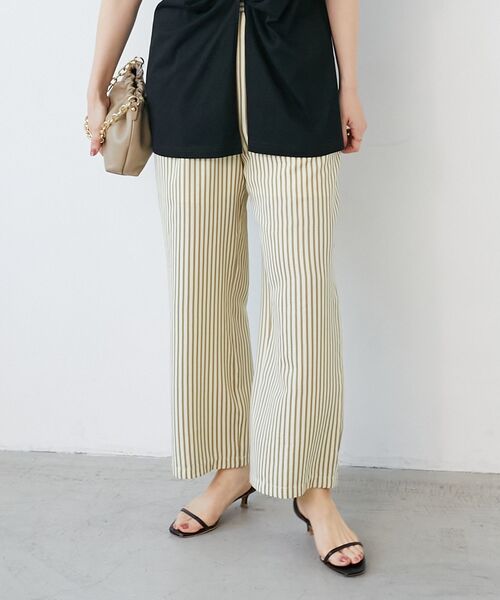 le.coeur blanc（ルクールブラン）の「《楽な履き心地◎》ドビーストライプサッカータックパンツ（その他パンツ・レディース・ブラック系その他/ベージュ系その他2・38）」の11枚目の写真