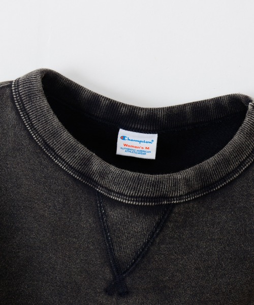 Champion（チャンピオン）の「【Champion/チャンピオン】レディース クルーネックスウェットシャツ（スウェット・レディース・ブルー系その他/ブラック系その他/オレンジ系その他/ワイン・LARGE/MEDIUM）」の7枚目の写真