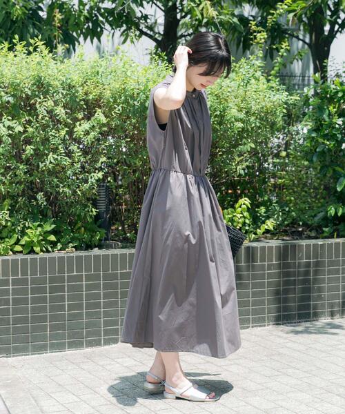 セール】ノースリーブタックギャザーワンピース（ワンピース）｜ITEMS