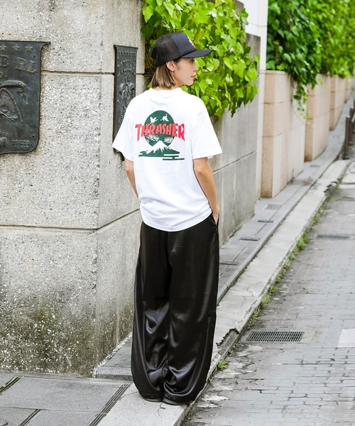 THRASHER（スラッシャー）の「FUJI-25 S/S T-SHIRTS/スラッシャー富士山ロゴバックプリント半袖Tシャツ（Tシャツ/カットソー・メンズ・ブラック/グリーン/ホワイト・LARGE/X-LARGE/MEDIUM）」の5枚目の写真