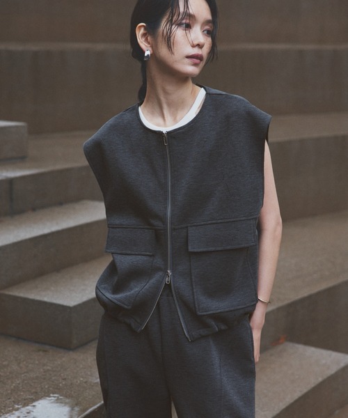 hellam（へラム）の「ダンボール ダブルジップベスト（ベスト）」 - WEAR