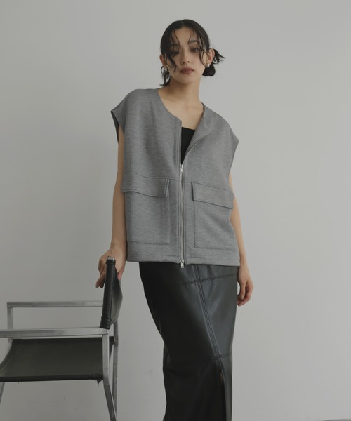 最高! ブルネロクチネリのダブルジップ ベスト　杢グレー 着心地抜群　ポケット付 最高! ブルネロクチネリのダブルジップ ベスト 杢グレー 着心地抜群