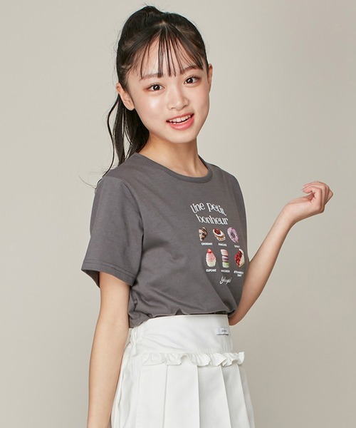 JENNI love（ジェニィラブ）の「【ひんやり素材・UVカット】接触冷感スイーツプリントT（Tシャツ/カットソー・キッズ・チャコールグレー/ピンク/オフホワイト・140cm/130cm/160cm/150cm）」の3枚目の写真