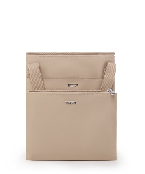 TUMI(トゥミ)の「VOYAGEUR ジャスト・イン・ケース・ミディアム・トート(トートバッグ・レディース・ブラック×グレー・FREE)」の8枚目の写真