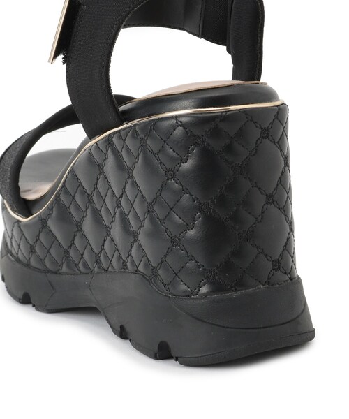 ESPERANZA(エスペランサ)の「キルティングウェッジソールスポサン(サンダル・レディース・アイボリー系8/ブラック系8・LL/S/M/L)」の11枚目の写真