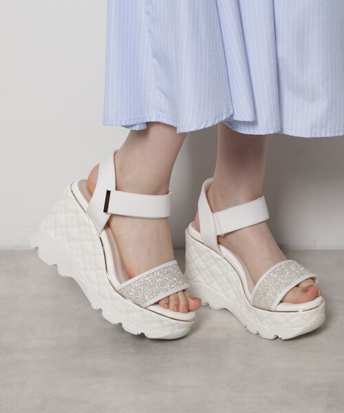 ESPERANZA(エスペランサ)の「キルティングウェッジソールスポサン(サンダル・レディース・アイボリー系8/ブラック系8・LL/S/M/L)」の21枚目の写真