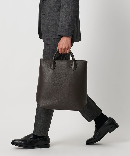 UNITED ARROWS（ユナイテッドアローズ）の「レザー ショルダートートバッグ（トートバッグ・メンズ・ブラック/ダークブラウン・FREE）」の18枚目の写真