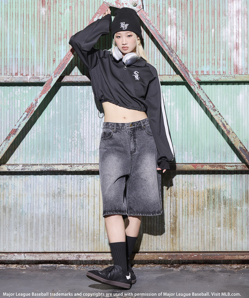 BACK TO THE FIELD（バック トゥー ザ フィールド）の「【MLB】ハーフZIPトラックトップス（Tシャツ/カットソー・レディース・ブラック/ブルー/ホワイト・FREE）」の4枚目の写真