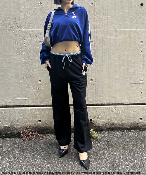 BACK TO THE FIELD（バック トゥー ザ フィールド）の「【MLB】ハーフZIPトラックトップス（Tシャツ/カットソー・レディース・ブラック/ブルー/ホワイト・FREE）」の15枚目の写真