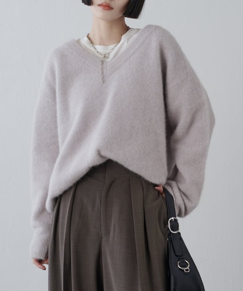 Lui's（ルイス）の「ウールライトVネックニット（ニット/セーター・レディース・ライトグレー/モカ/ブラック・FREE）」の3枚目の写真