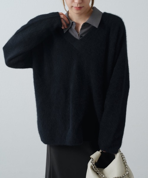 Lui's（ルイス）の「ウールライトVネックニット（ニット/セーター・レディース・ライトグレー/モカ/ブラック・FREE）」の21枚目の写真