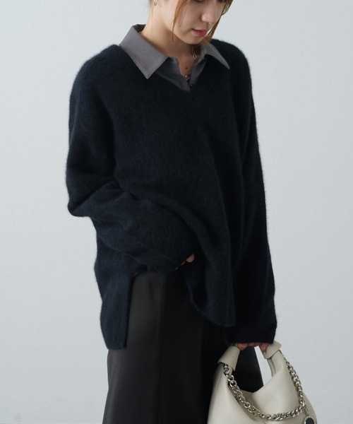 Lui's（ルイス）の「ウールライトVネックニット（ニット/セーター・レディース・ライトグレー/モカ/ブラック・FREE）」の22枚目の写真