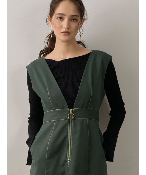 LAGUNAMOON（ラグナムーン）の「アシンメトリードレープフレアスリーブニット（ニット/セーター・レディース・アイボリー/ブラック/ブルー/ブラウン・FREE）」の12枚目の写真