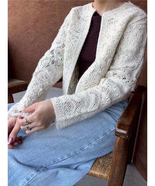 LAGUNAMOON（ラグナムーン）の「アシンメトリードレープフレアスリーブニット（ニット/セーター・レディース・アイボリー/ブラック/ブルー/ブラウン・FREE）」の16枚目の写真