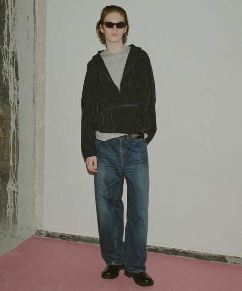 JIEDA（ジエダ）の「USED TWIST DENIM PANTS（デニムパンツ・メンズ・ブラック/インディゴブルー・1/2）」の3枚目の写真