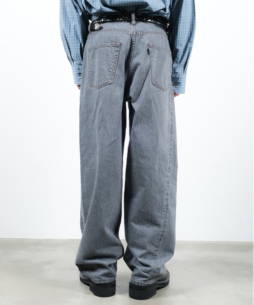 JIEDA（ジエダ）の「USED TWIST DENIM PANTS（デニムパンツ・メンズ・ブラック/インディゴブルー・1/2）」の11枚目の写真