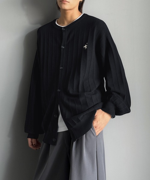 ブラック プリーツカーディガン 長袖 セール】知的に決まる、メンズの上品シンプル。胸刺繍タック編み