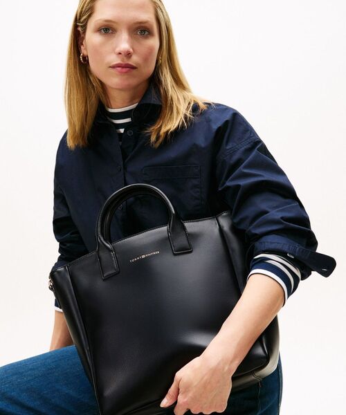 TOMMY HILFIGER(トミーヒルフィガー)の「カジュアルトートバッグ(トートバッグ・レディース・ベージュ/ブラック・FREE)」の10枚目の写真