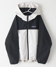 未使用　美品　メゾンドドルチェ マウンテンパーカー キッズ　120-130 コットンツイルマウンテンパーカー キッズファッション KIDS