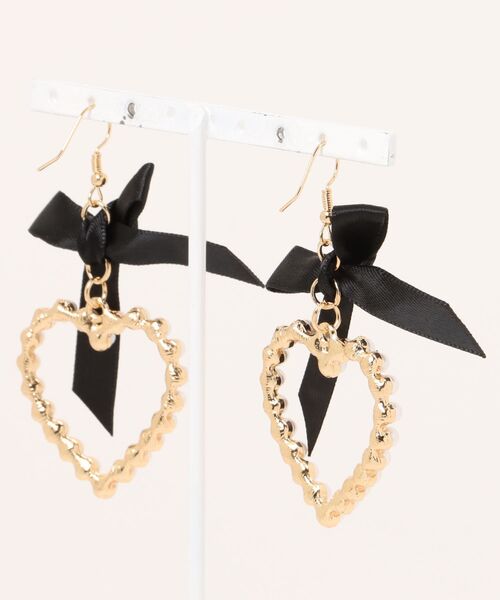 Mayree(メイリー)の「【urge select】ハートパール×カラーリボン ピアス(ピアス(両耳用)・レディース・ブラック/ライトブルー/ライトピンク/ホワイト/レッド・FREE)」の8枚目の写真